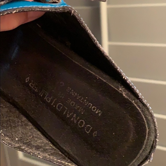 Donald J Pliner Patent Blue Platform Wedge Size 7 - Picture 6 of 6